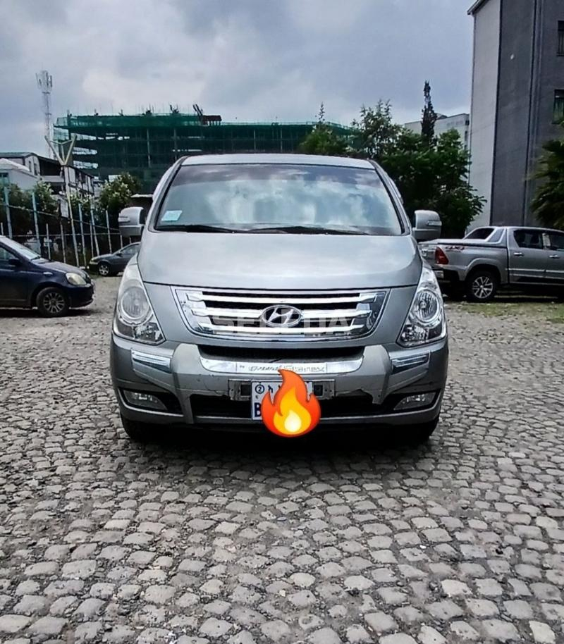 HYUNDAI Star X