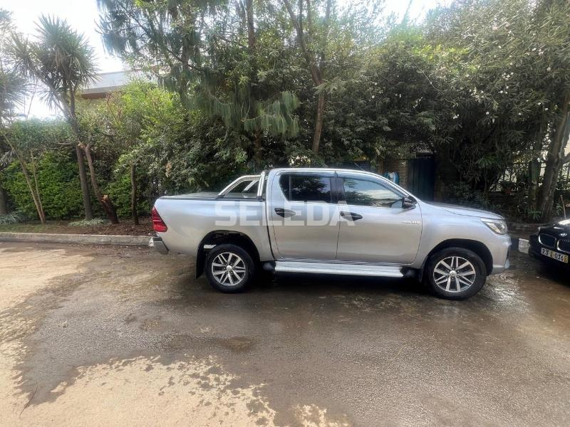 Toyota hilux revo 2020 Model Automatic