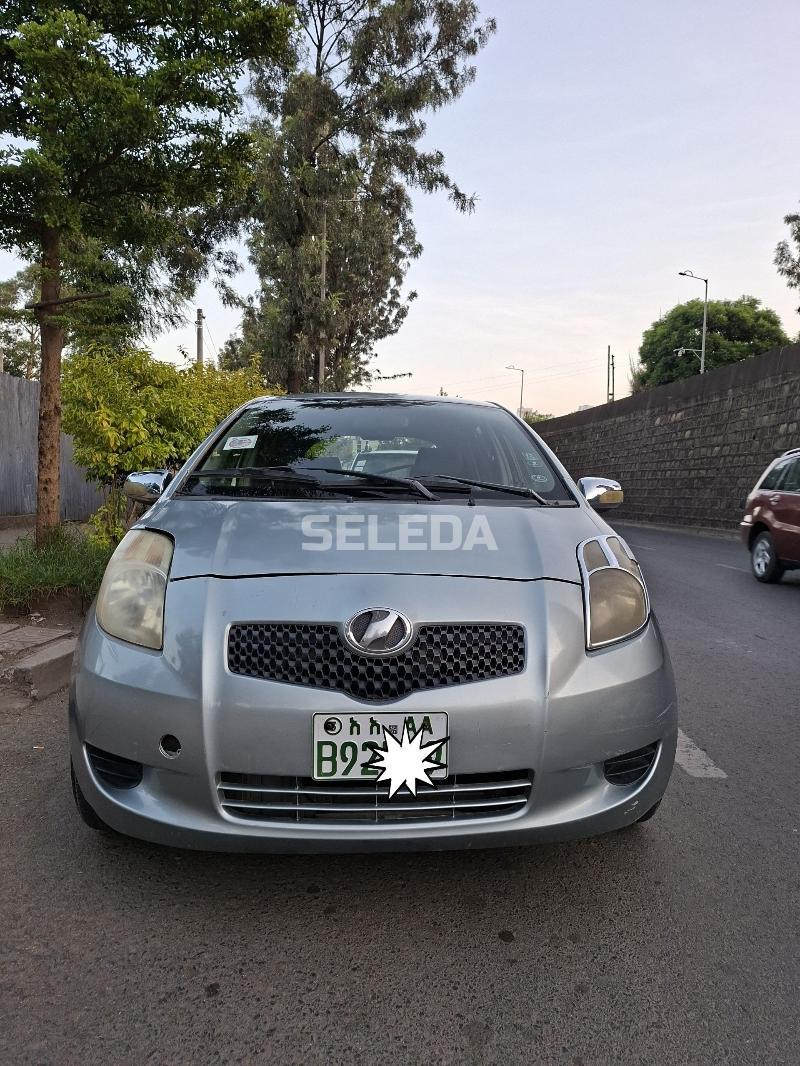 Toyota Yaris Compact 2007 Model Automatic