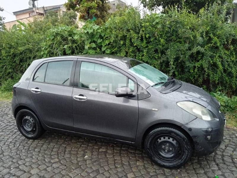 Toyota vitz 2010 model automatic