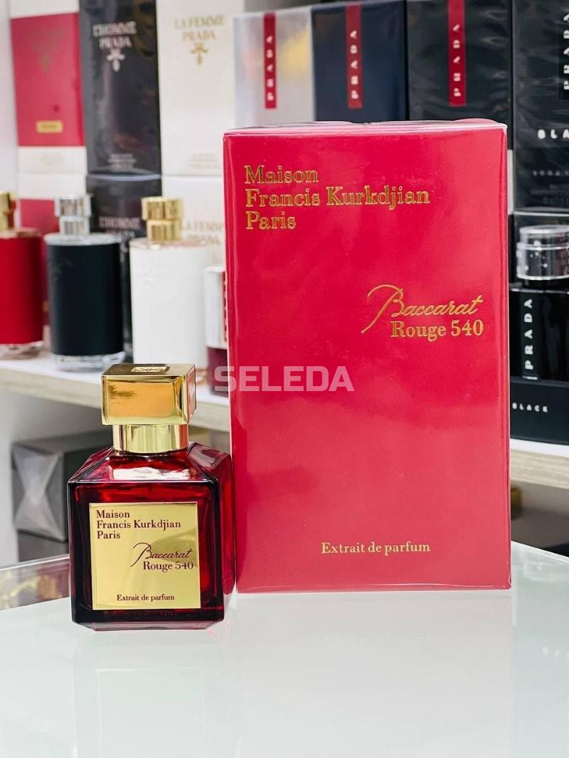 Baccarat perfume